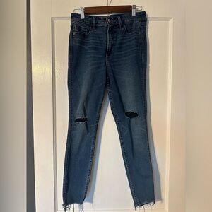 Old Navy Rockstar Super Skinny Jeans